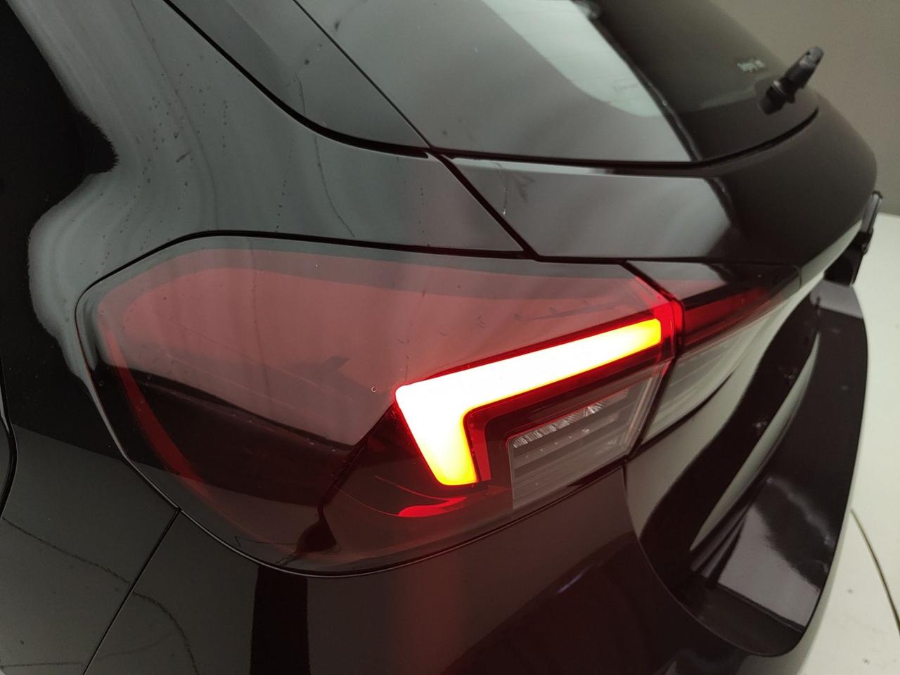 OPEL Corsa VI 2023 1.2 100CV GS AT8 (CAMBIO AUTOMATICO)