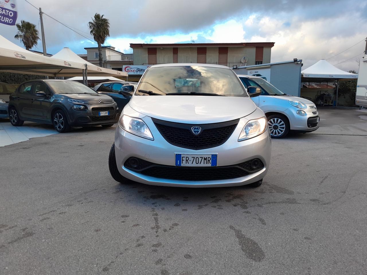 Lancia Ypsilon 1.2 69 CV 5 porte GPL Ecochic Elefantino Blu