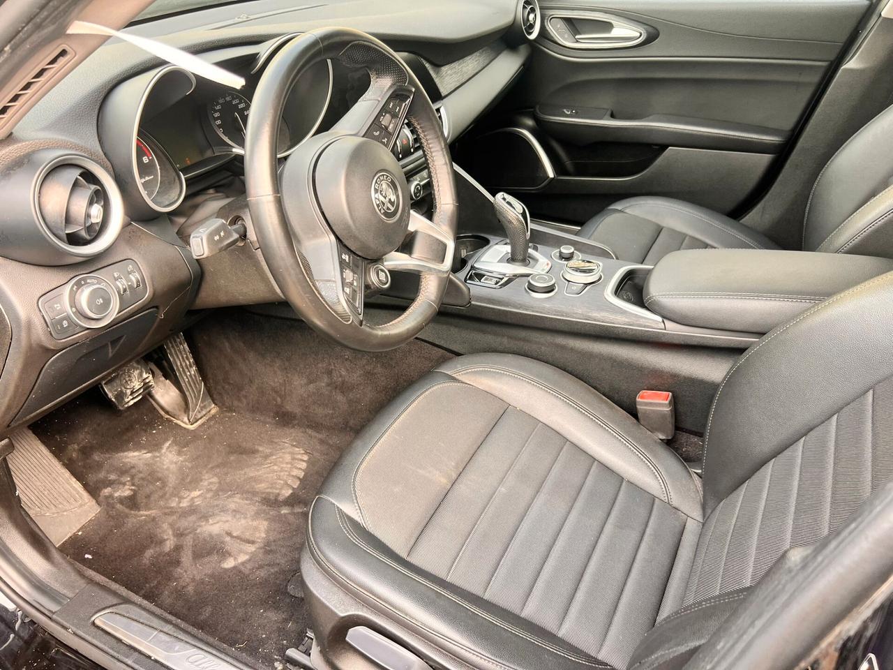 Alfa Romeo Giulia 2.2 Turbodiesel 160 CV AT8 Sprint