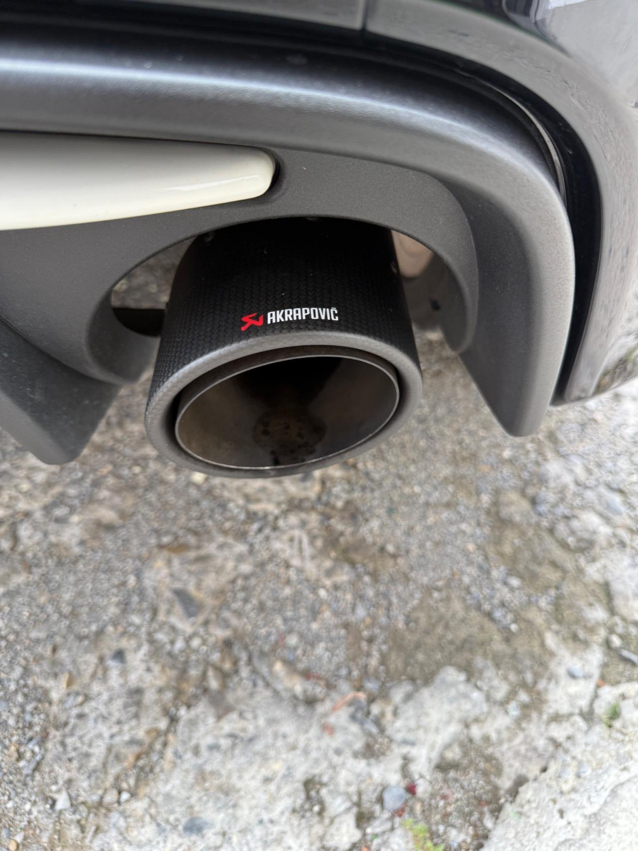 Abarth 695 1.4 Turbo T-Jet 180 CV. ESSEESSE