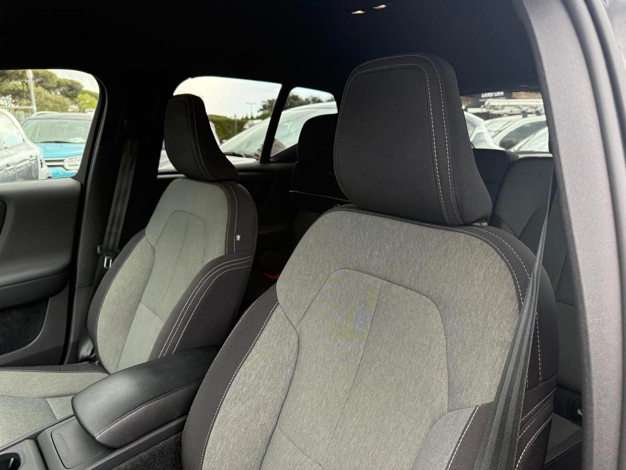 Volvo XC40 T4 Recharge automatico Ultimate Bright