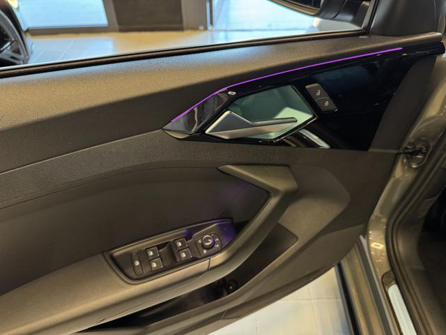 AUDI A1 SPB 30 TFSI 116CV Identity Black S-line stronic