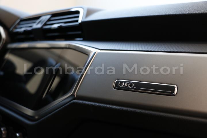 Audi Q3 35 2.0 tdi Business Advanced s-tronic