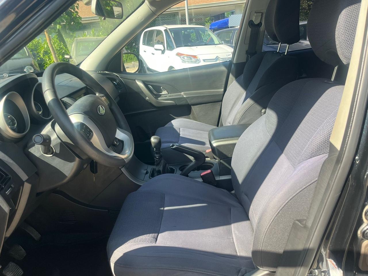 Mahindra XUV500 2.2 16V FWD W8 - 7 Posti