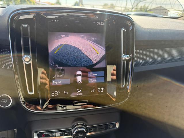 VOLVO XC40 T4 Recharge Plug-in Hybrid R-design N1