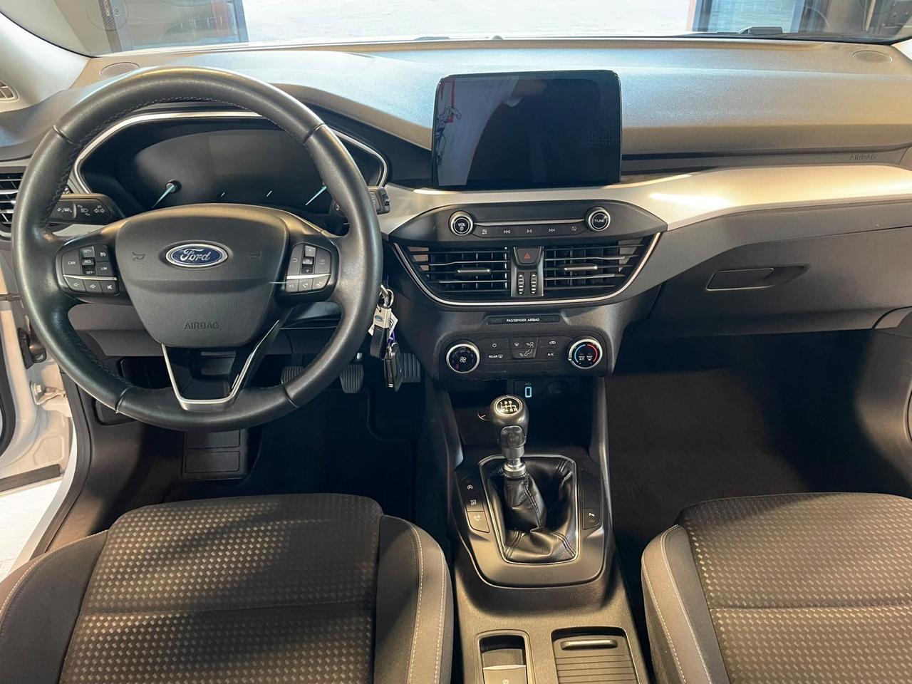 Ford 1.0 HYBRID 92kw 2020 66.000KM