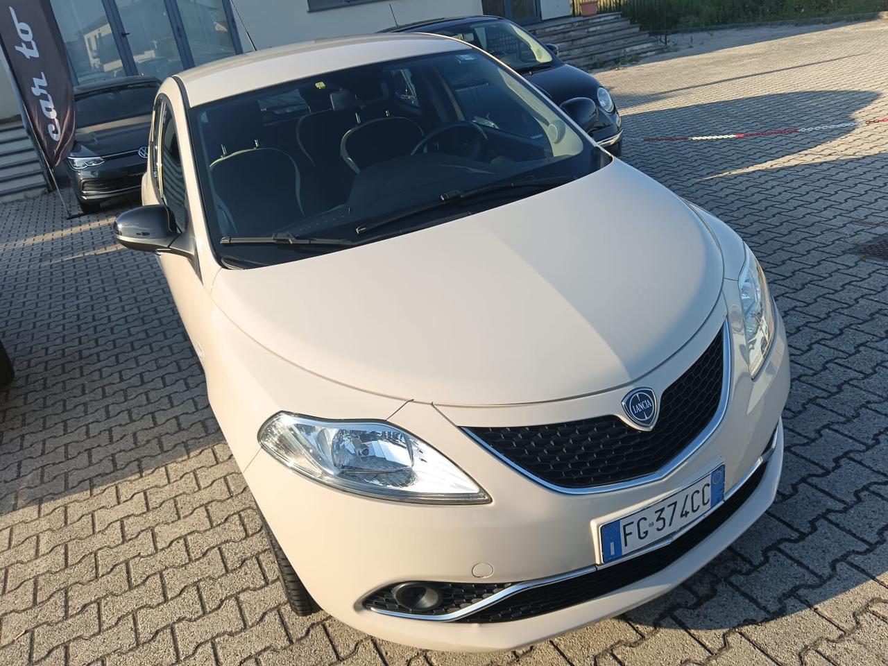 Lancia Ypsilon 1.2 69 CV 5 porte GPL Ecochic Gold