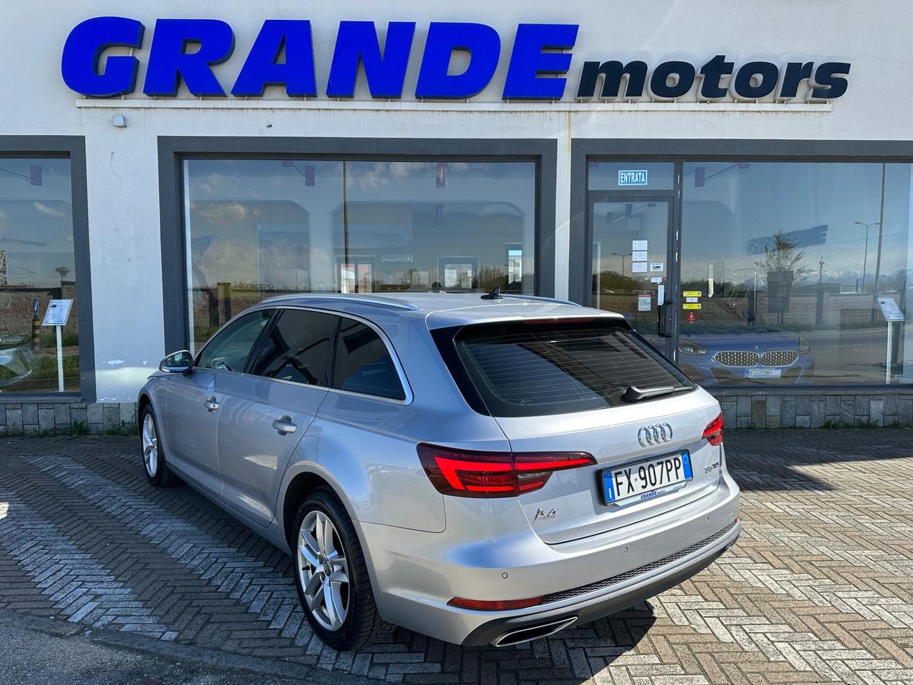 Audi A4 Avant 35 TDI S tronic Business