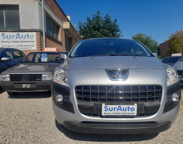 PEUGEOT 3008 HDi Business