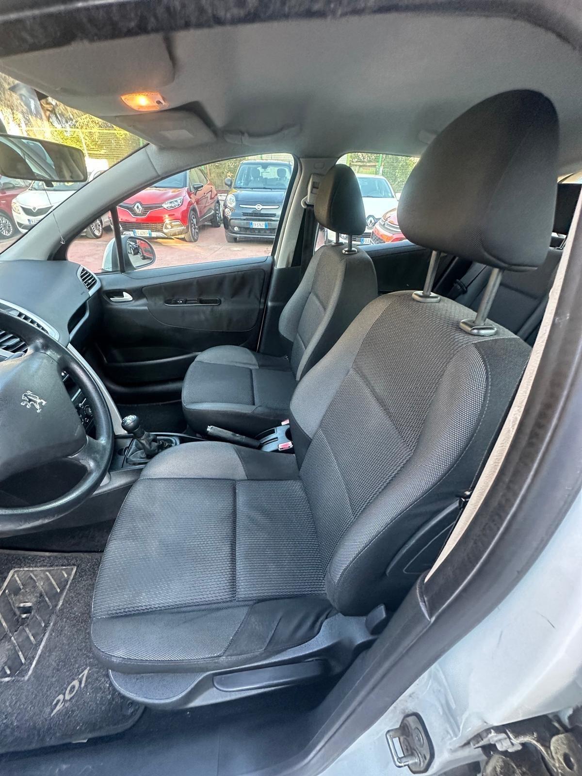 Peugeot 207 Plus 1.4 8V 75CV 5p. ECO GPL