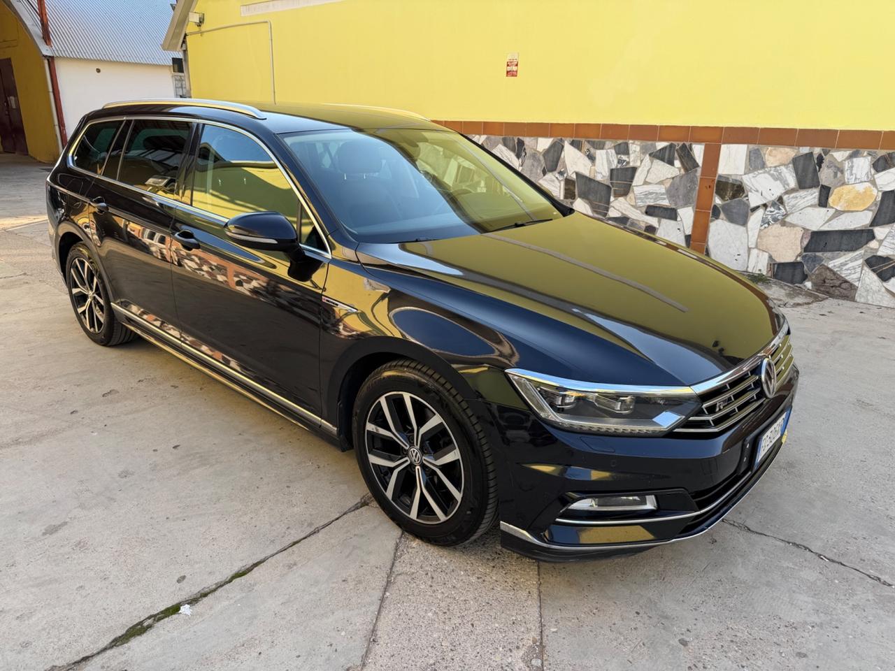 Volkswagen Passat 2.0 TDI 190 CV 4x4 R-Line