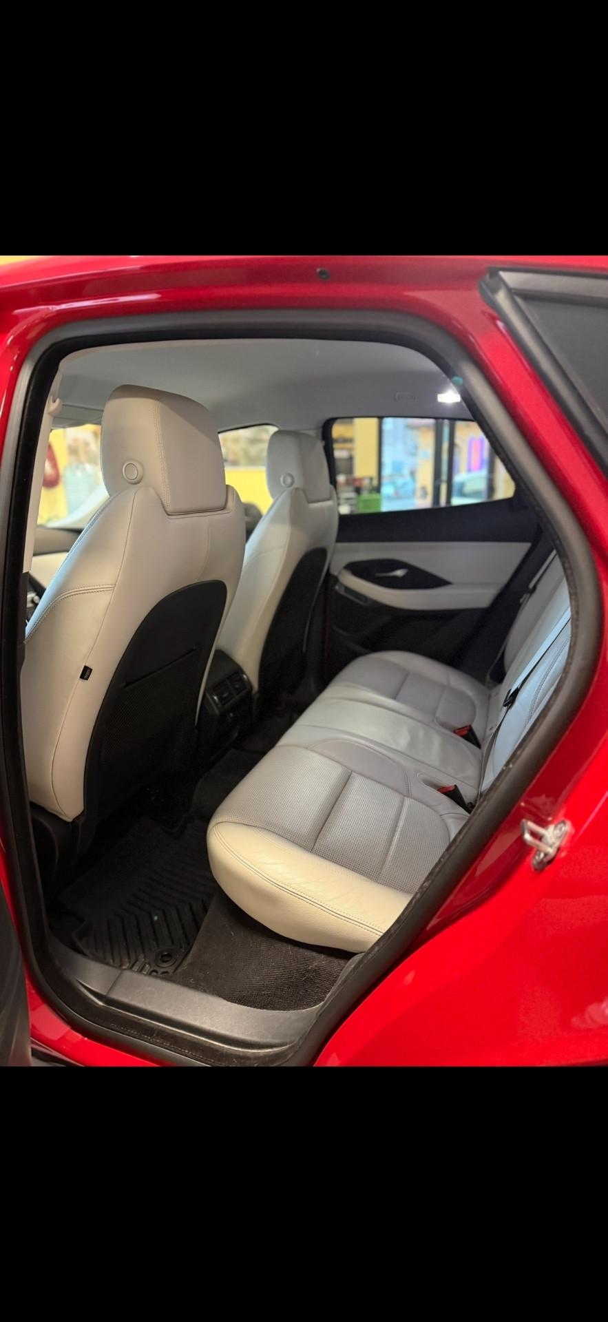 Jaguar E-Pace 2.0D 150 CV AWD aut. R-Dynamic HSE