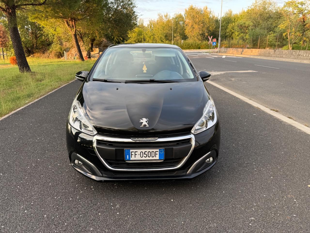 Peugeot 208 PureTech 82 3 porte Allure