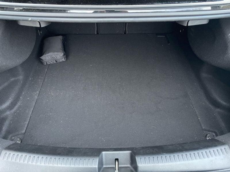 Mercedes-Benz CLA Coupé CLA Coupe 200 d Premium auto