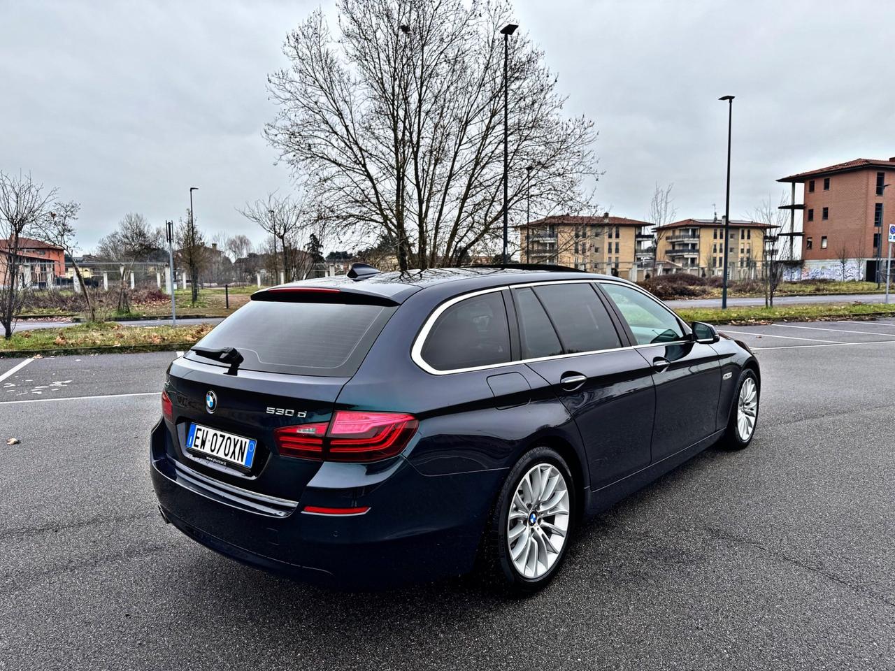Bmw 530 530d xDrive 258CV Touring Luxury euro 6