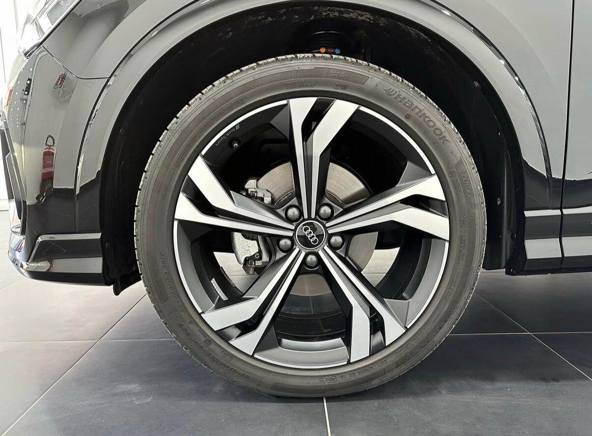 Audi Q3 SPORTBACK SPB 35 TDI S tronic line edition