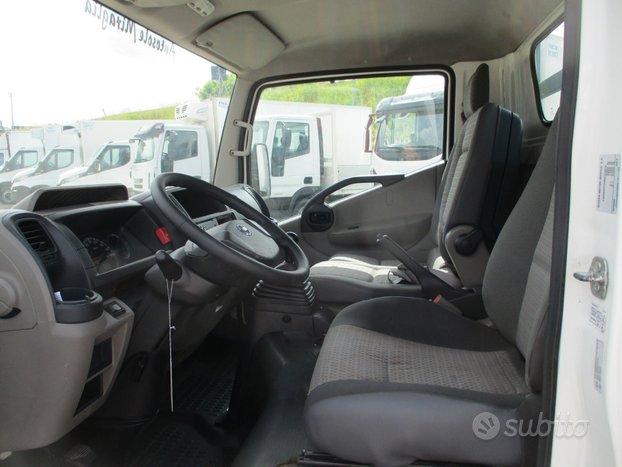 Nissan Cabstar 35-13 2.5 130CV CASSONE FISSO DA 4.