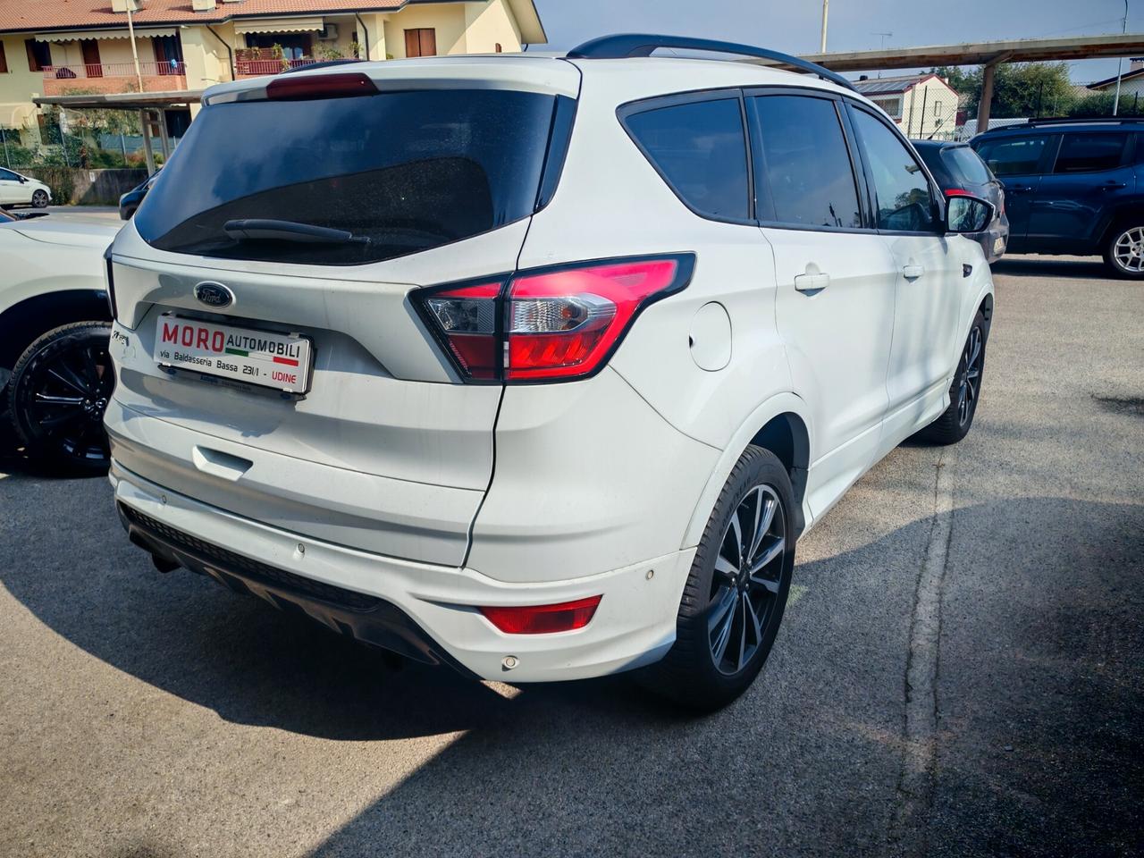 Ford Kuga 1.5 TDCI 120 CV S&S 2WD ST-Line