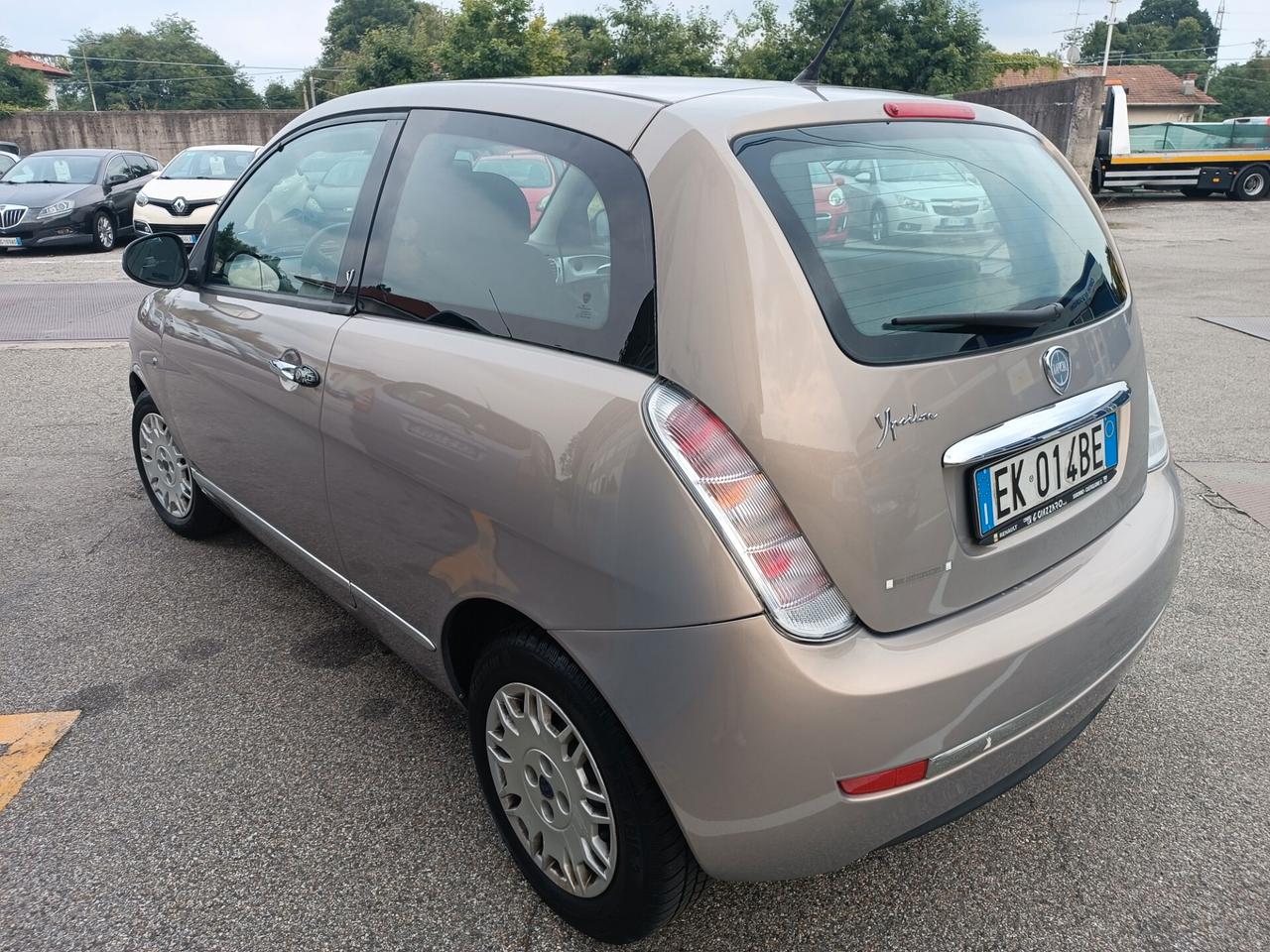 Lancia Ypsilon 1.2 69 CV Platinum