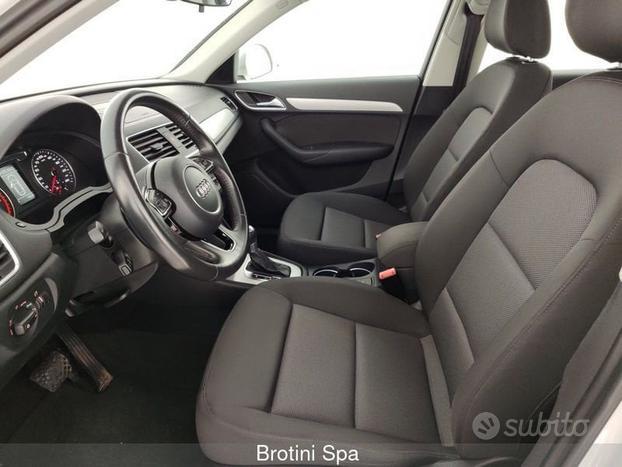 Audi Q3 2.0 TDI 120 CV S tronic