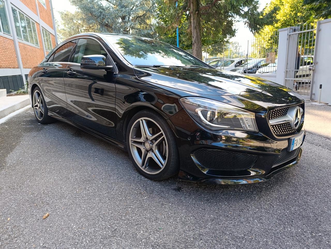 Mercedes-benz CLA 200d PREMIUM AMG line - GARANZIA 12 MESI