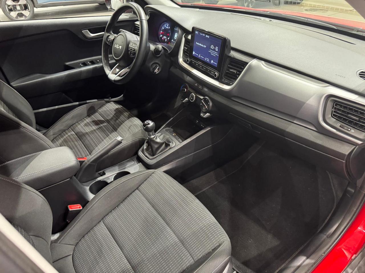 KIA Stonic - Stonic 1.2 Style s/Design Pack ecogpl 82cv