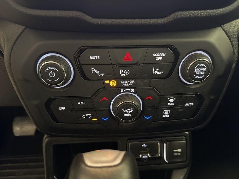 Jeep Renegade 2019 1.5 turbo t4 mhev Upland 2wd 130cv dct