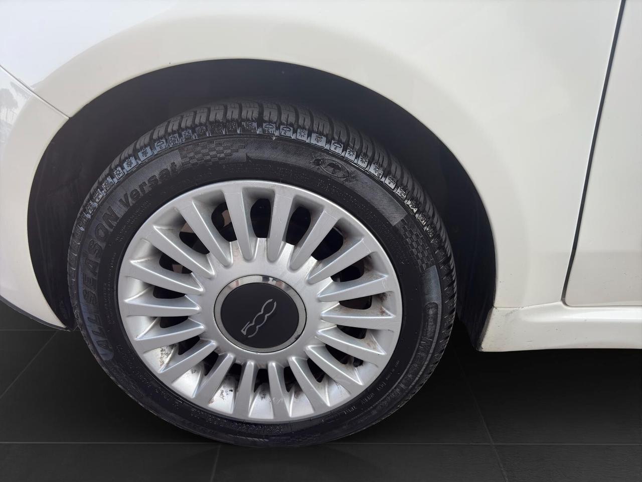 Fiat 500 1.2 Lounge 69cv NEOPATENTATI