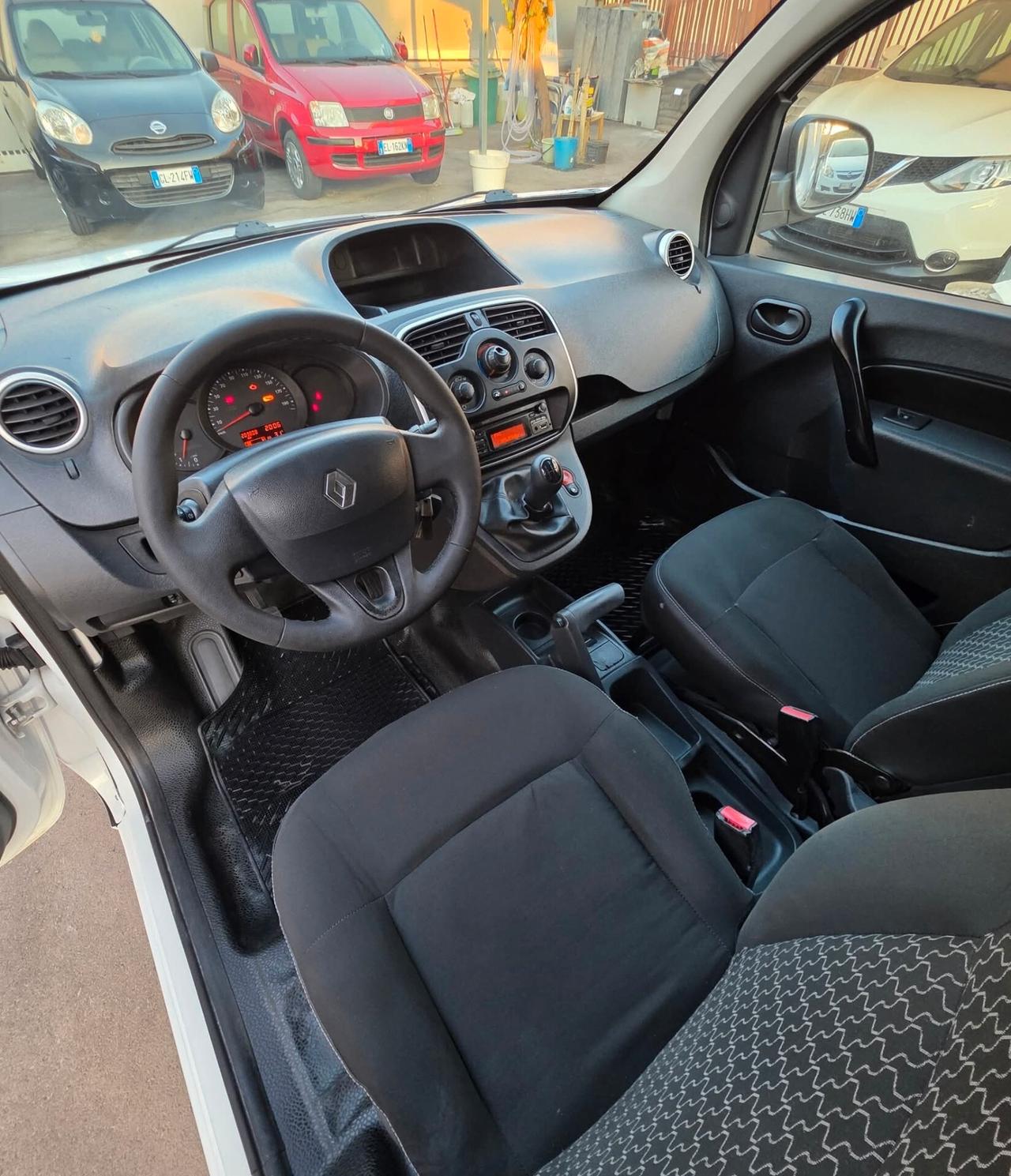 Renault Kangoo 1.5 dCi 75CV
