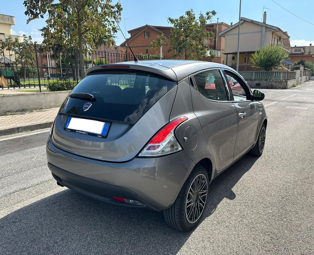 Lancia Ypsilon 1.2 69 CV 5 porte