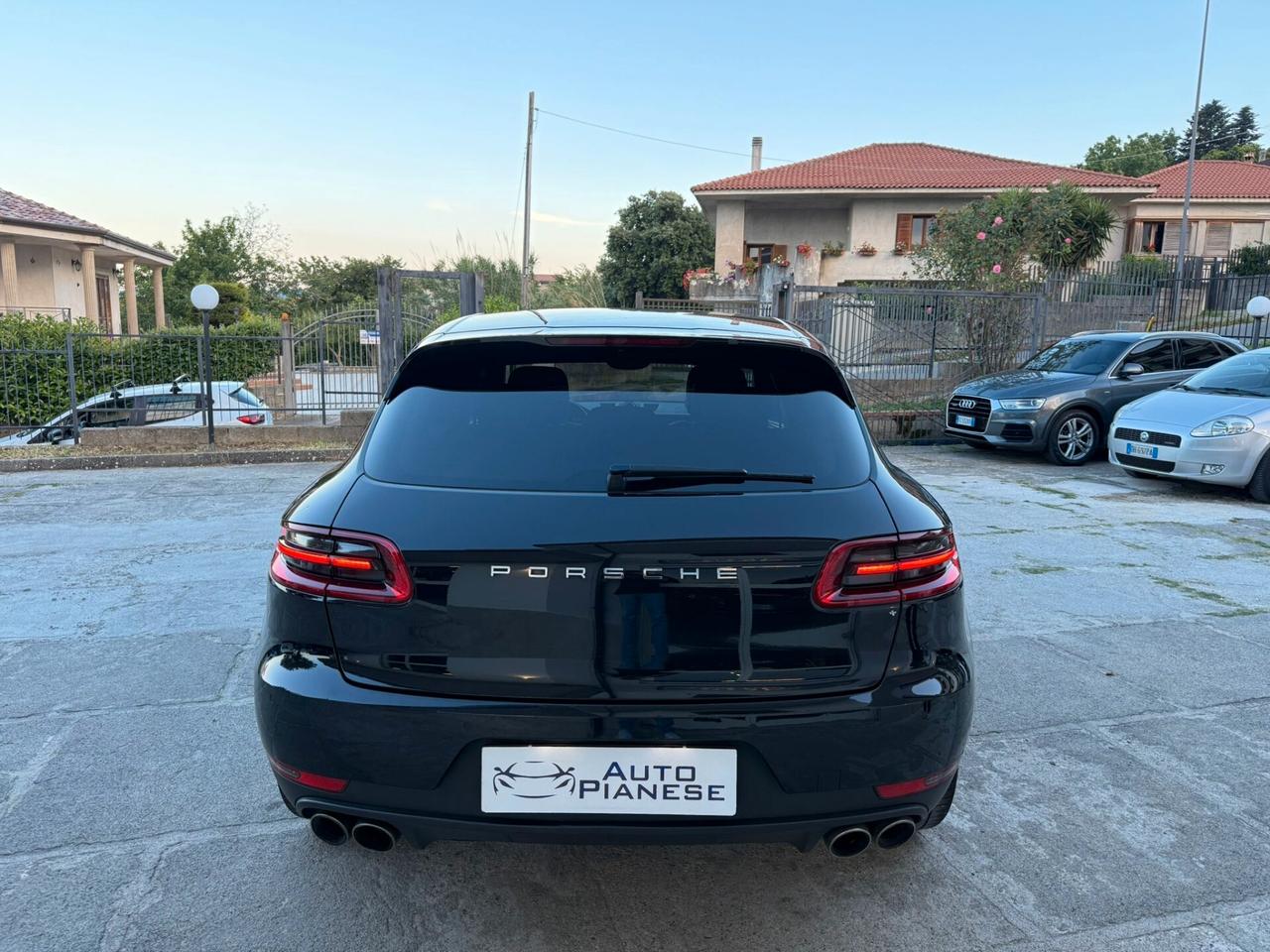 Porsche Macan S 3.0 Diesel 250CV Black Pack