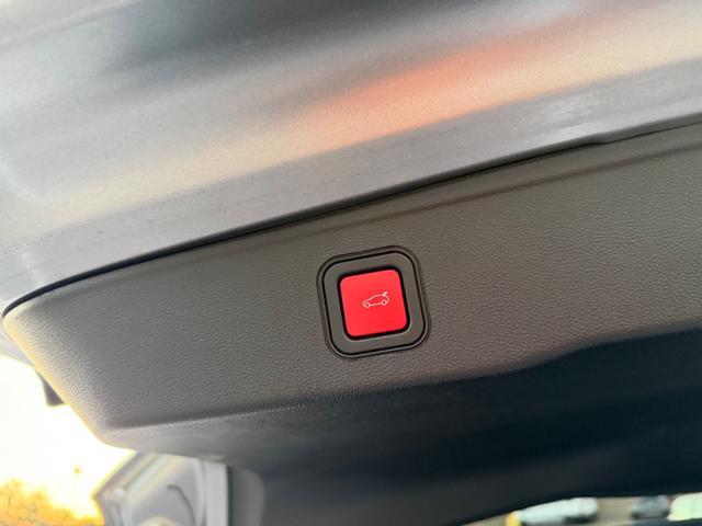 JEEP Avenger 100CV SUMMIT+LED AMBIENT+18'+RCAM+LED+PELLE