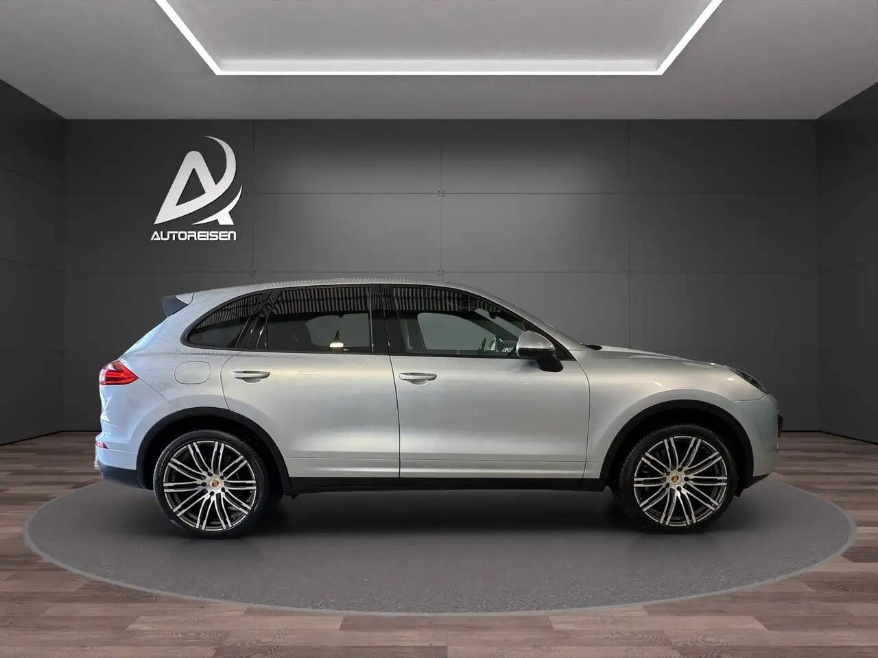 Porsche Cayenne 3.0 250cv NO SUPERBOLLO Tetto Pelle Totale Fari PDLS+Cerchi 21
