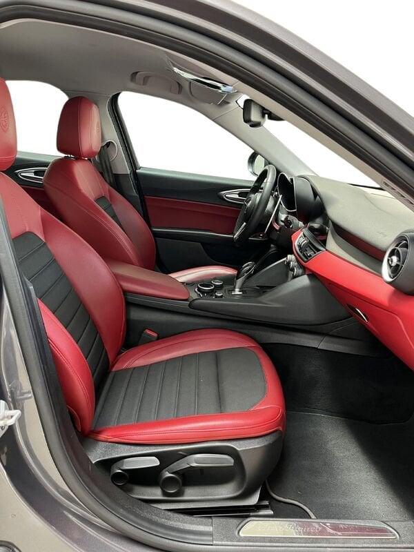 Alfa Romeo Giulia 2.2 Turbodiesel 190 CV AT8 B-Tech
