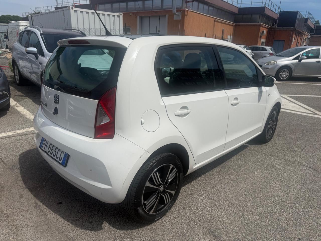 Seat Mii 1.0 68 CV 5 porte by Cosmopolitan Ecofuel
