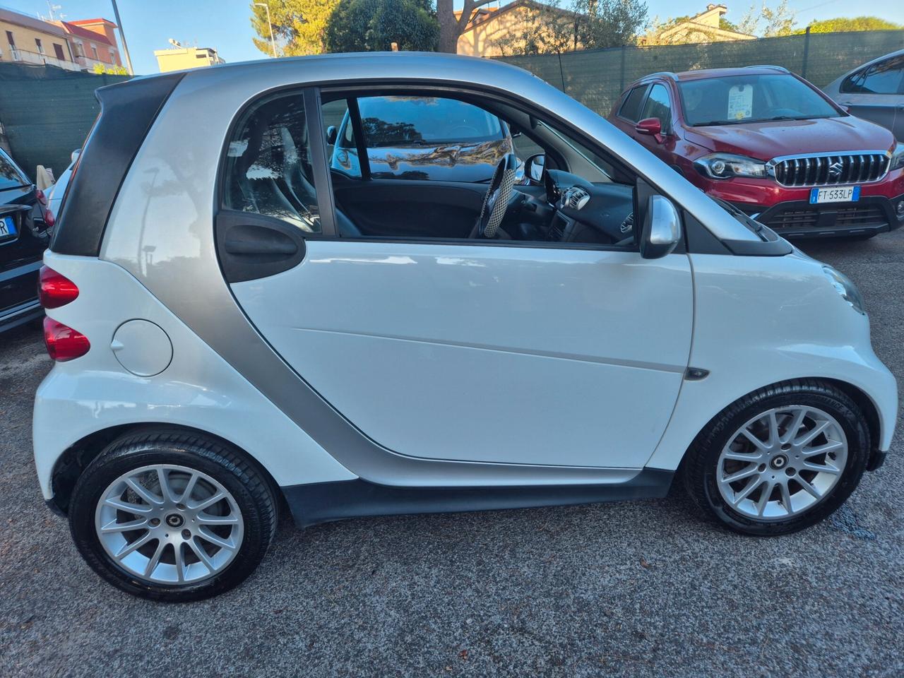 Smart ForTwo 1000 45 kW MHD coupé pure