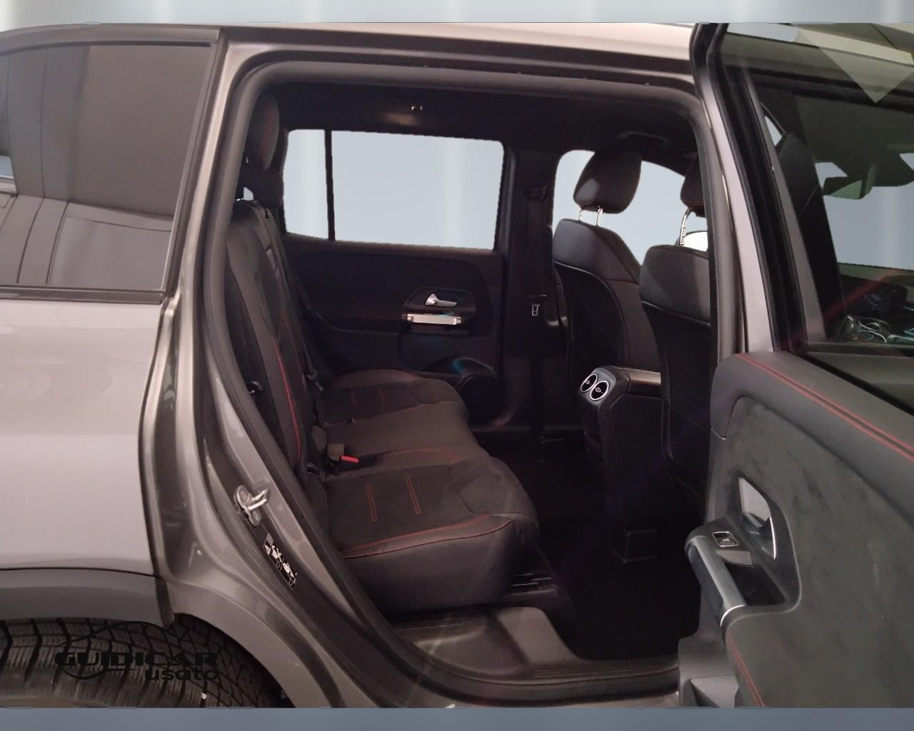 Mercedes-Benz GLB - X247 2019 - GLB 180 d Premium auto