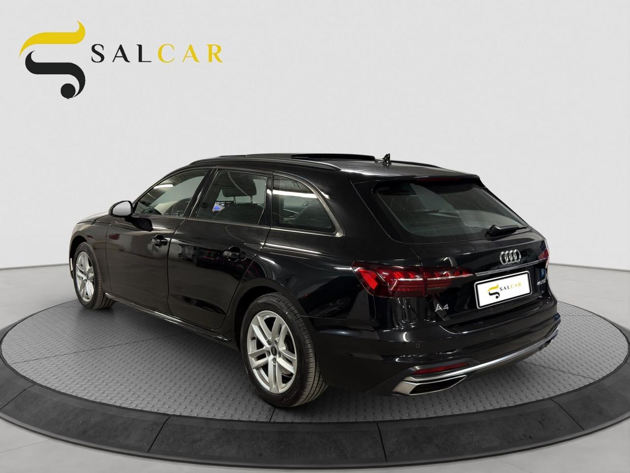 Audi A4 Avant 40 TDI quattro S tronic Business Advanced