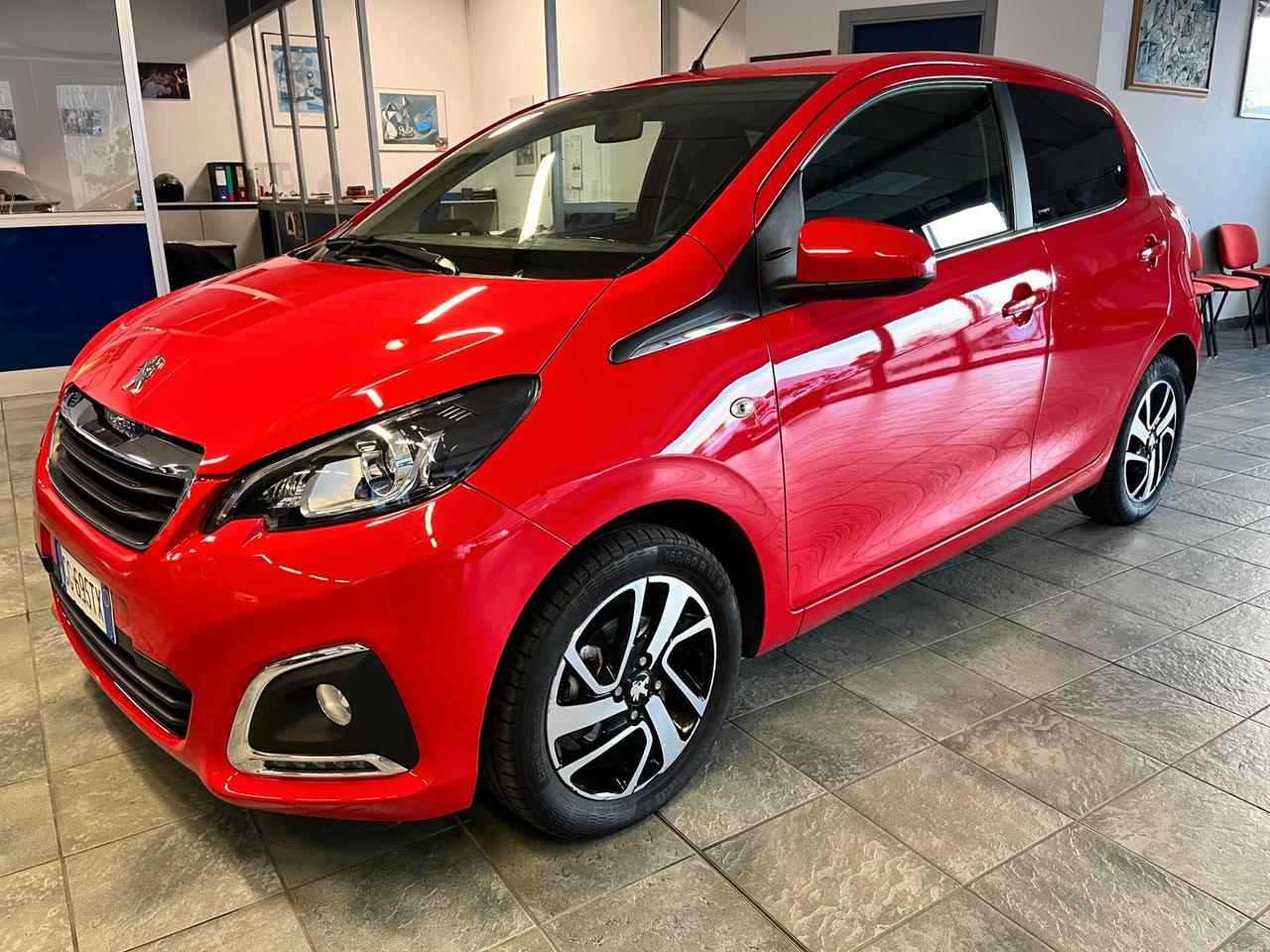 Peugeot 108 VTi 72 S&S 5 porte Allure-NEOPATENTATI-