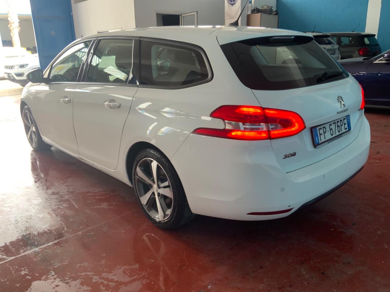 Peugeot 308 BlueHDi 100 S&S SW Active