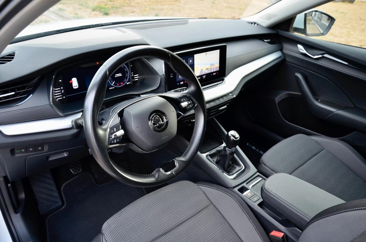 SKODA OCTAVIA WAGON 2.0 TDI EVO EXECUTIVE 115cv MANUALE, UFF ITALIANA, EURO 6D, SERVICE DIMOSTRABILI, FARI FULL LED, PERMUTE