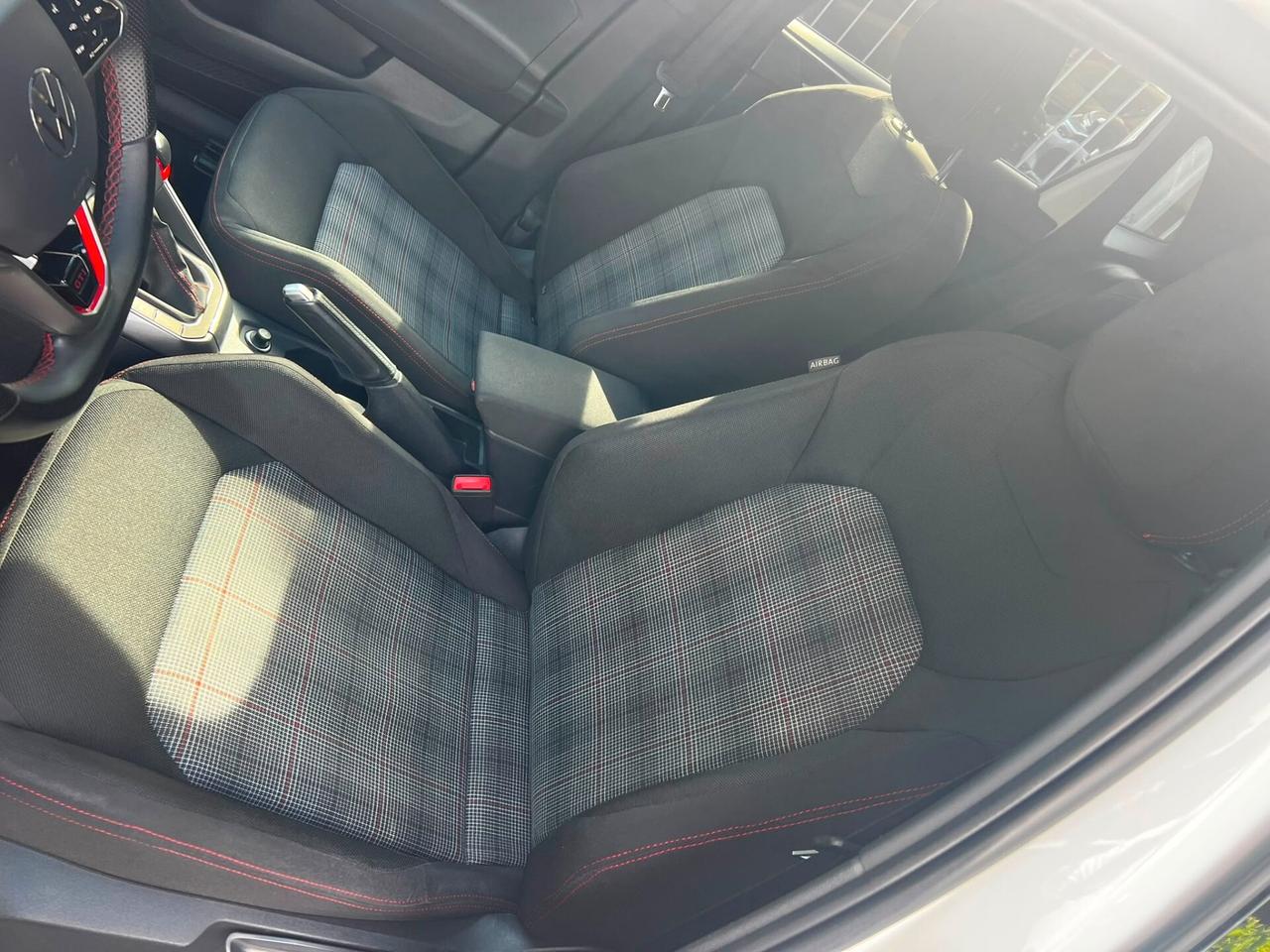 Volkswagen Polo 2.0 TSI DSG GTI