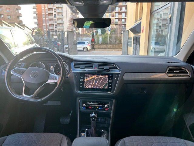 VOLKSWAGEN Tiguan 2.0 TDI 150CV DSG Life DIST. FATTA TAGLIANDI CERTI