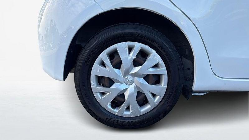 Toyota Yaris III 2017 5 Porte 1.5 VVT-i Hybrid Active e-CVT my18