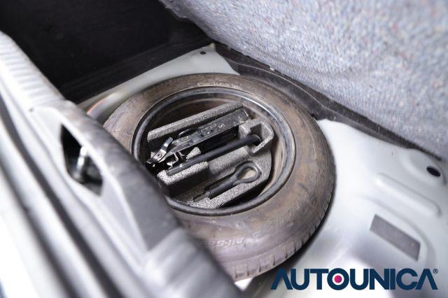 CITROEN C3 PURETECH 110 S&S EAT6 SHINE NEOPATENTATI