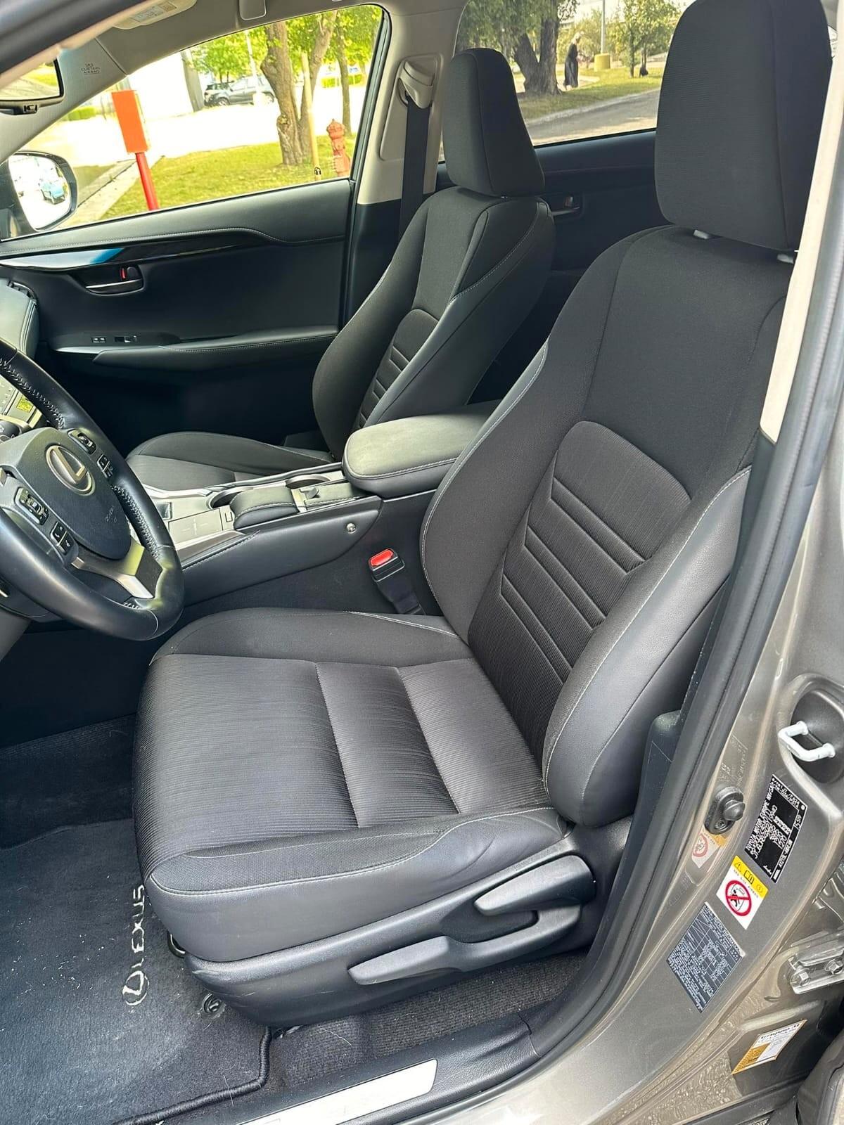 Lexus NX 300h NX Hybrid 4WD Executive