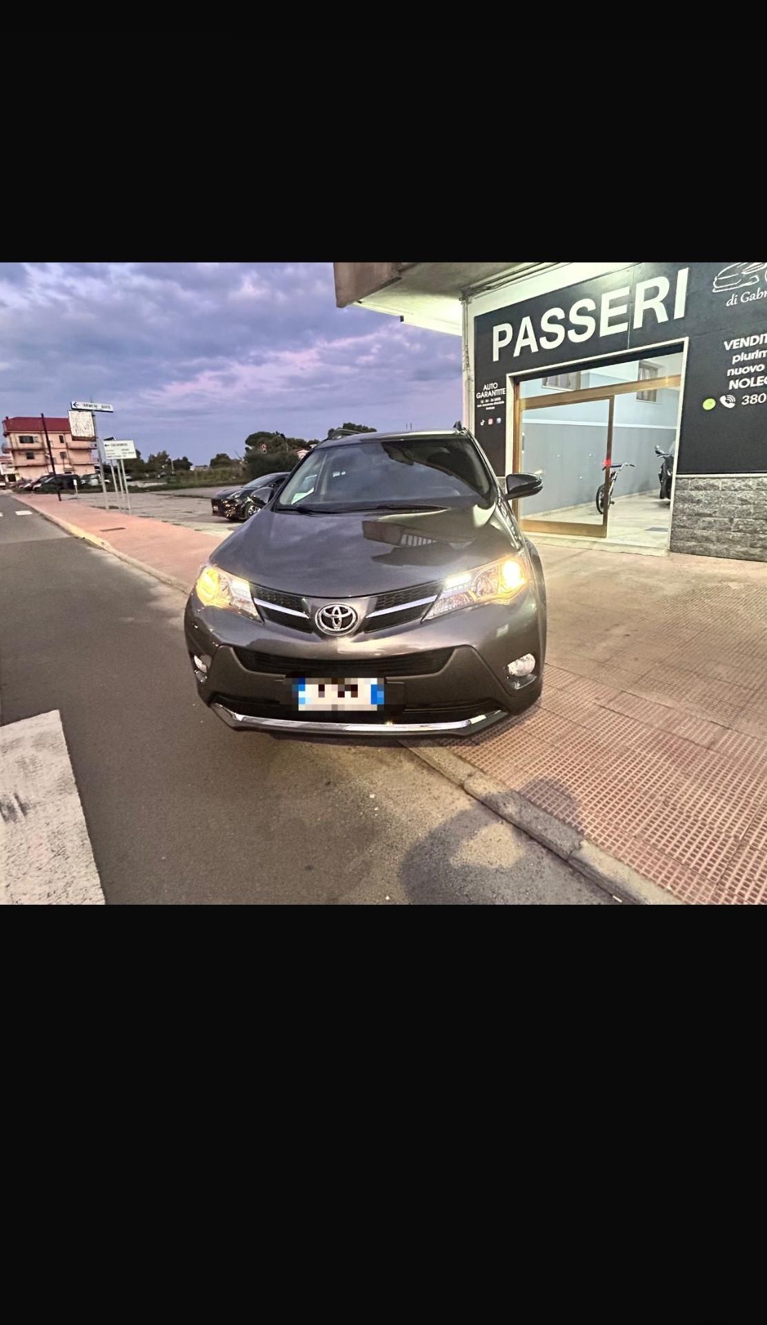 Toyota RAV 4 RAV4 2.2 D-4D 4WD Style