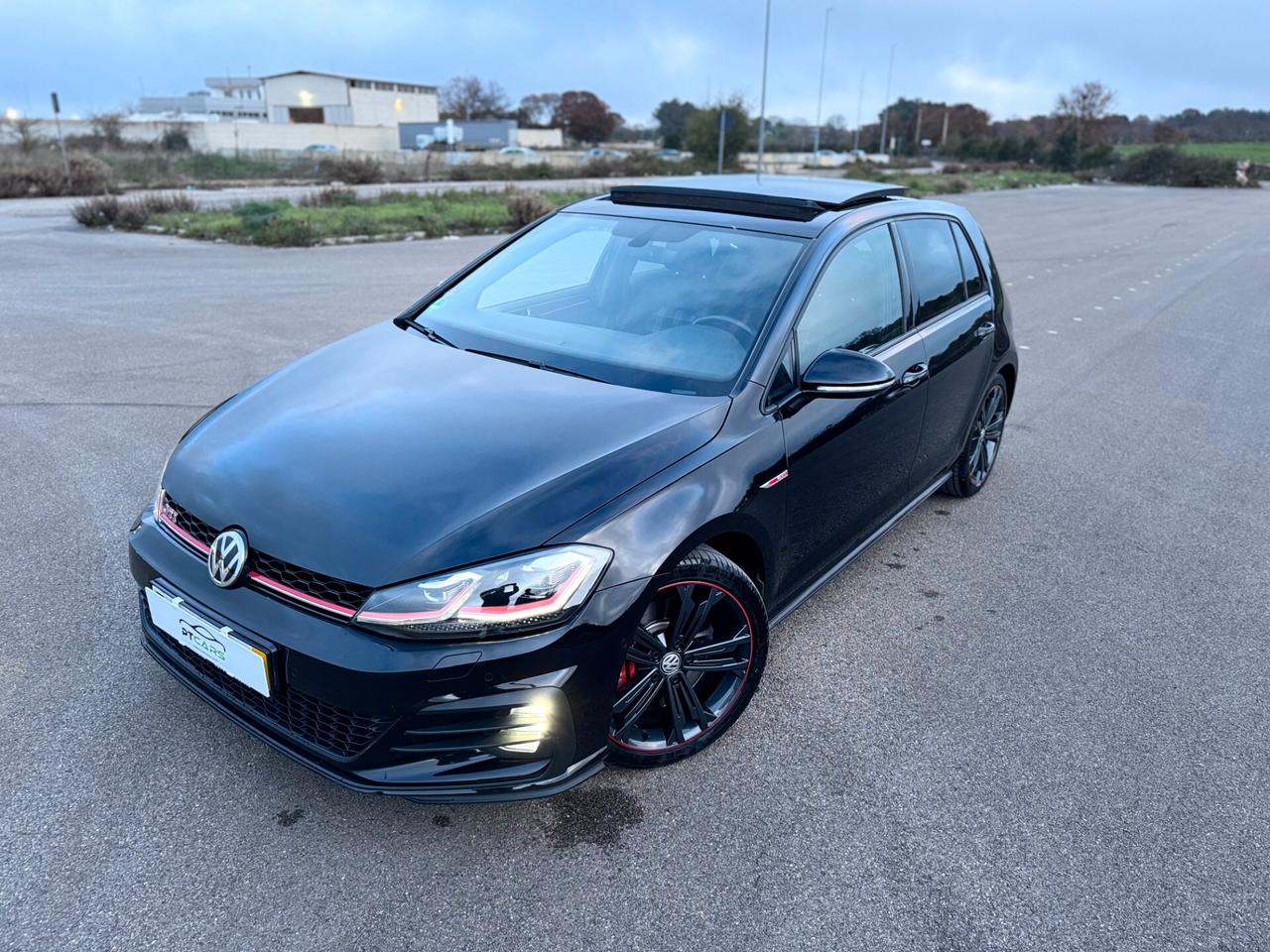 Volkswagen Golf 7.5 GTI Performance 245 CV TETTO*DSG*FULL