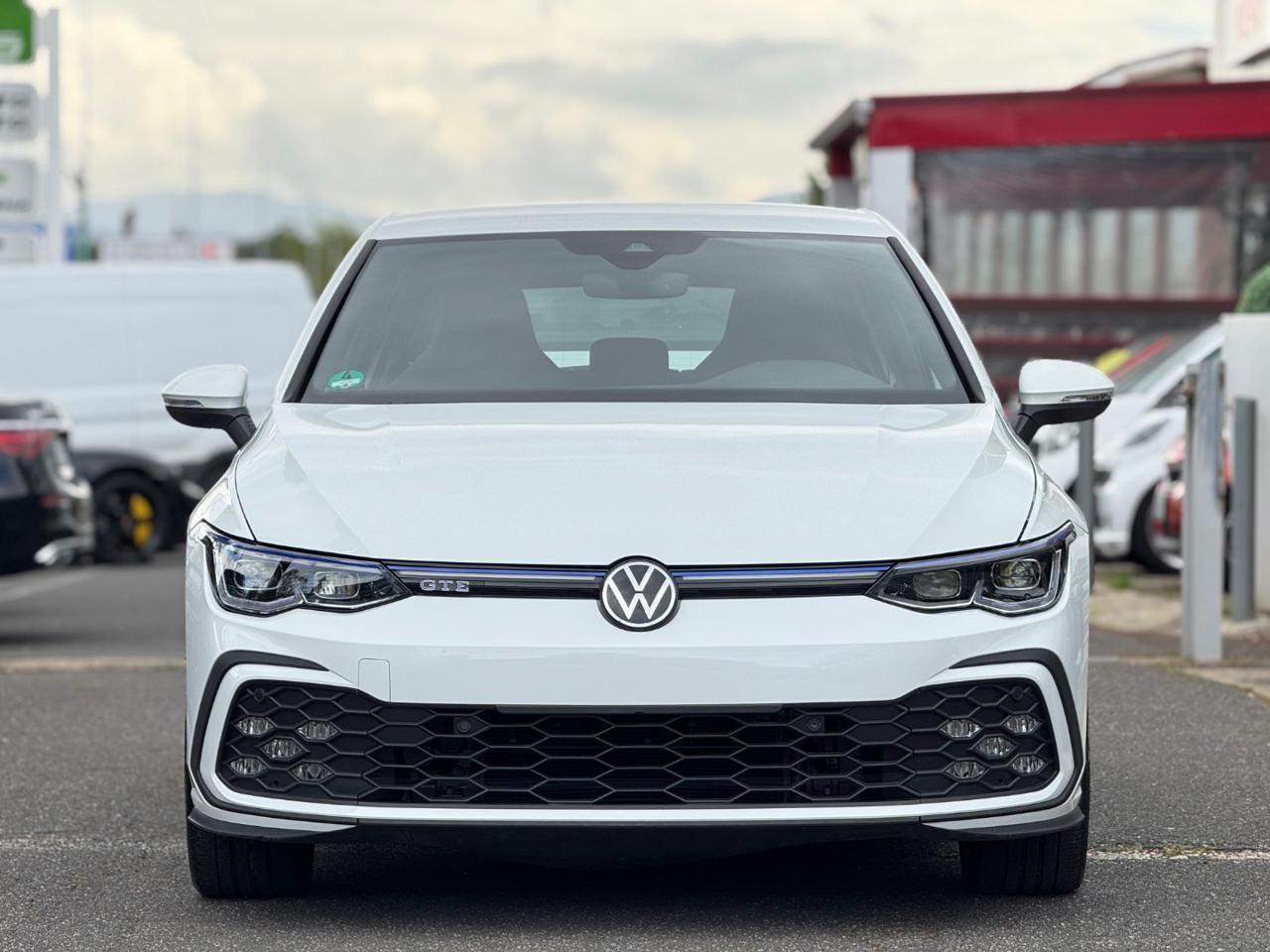 VOLKSWAGEN Golf GTE 245cv Finanziabile