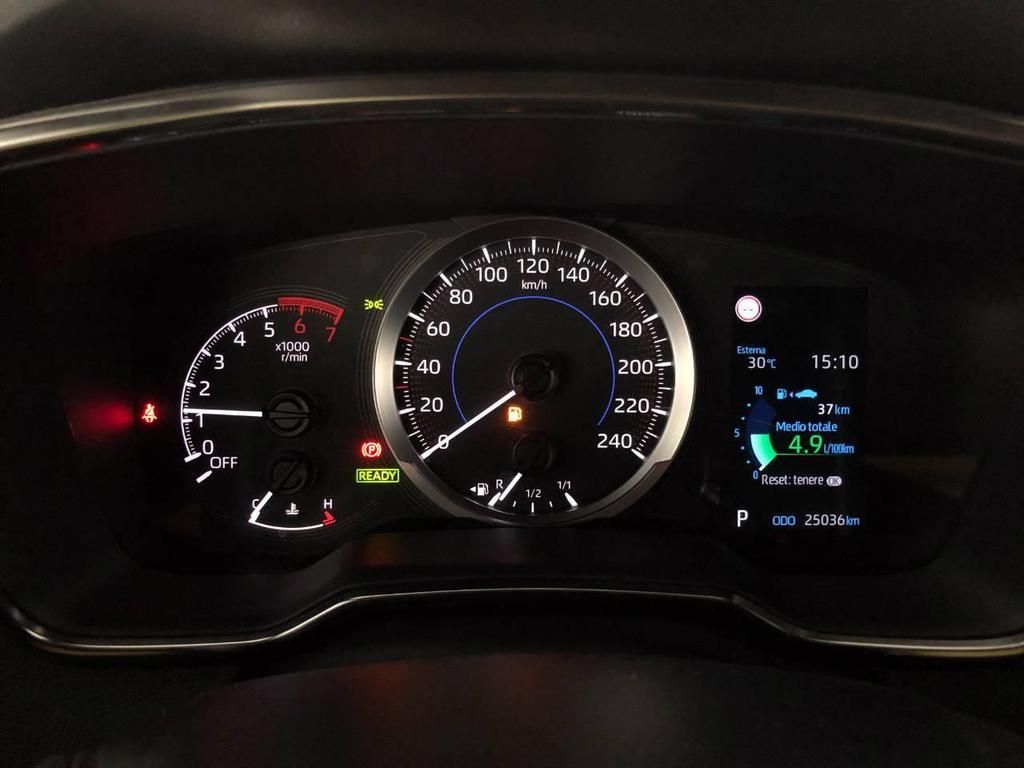 Toyota Corolla 1.8 Hybrid Style CVT